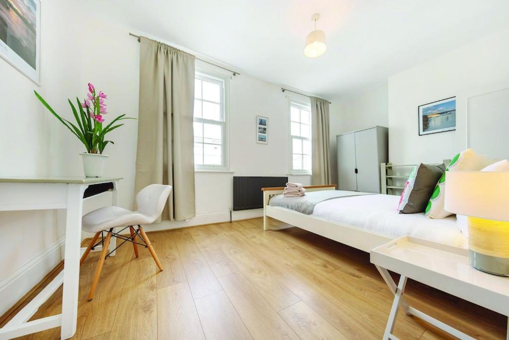 Apartamento Beautiful Flat In Westminster Londres Exterior foto